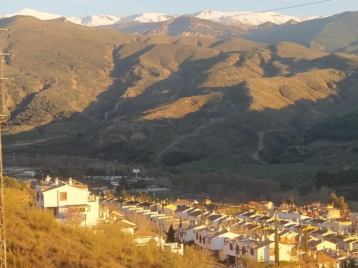 Casa Ideal Familias Y Grupos Con Balcones Exterior Soleada Patios Cerca Alhambra, Sierra Nevada, Rio Genil, Lancha Del Genil, Parque Llano Y Reloj Del Sol Con Barbacoas, Campo De Futbol, Circuito Gimnasia Appartamento Granada Esterno foto