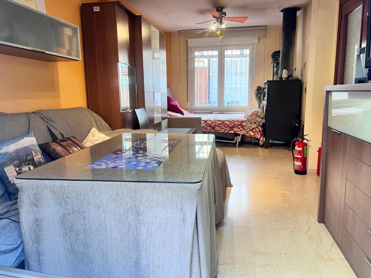 Casa Ideal Familias Y Grupos Con Balcones Exterior Soleada Patios Cerca Alhambra, Sierra Nevada, Rio Genil, Lancha Del Genil, Parque Llano Y Reloj Del Sol Con Barbacoas, Campo De Futbol, Circuito Gimnasia Appartamento Granada Esterno foto
