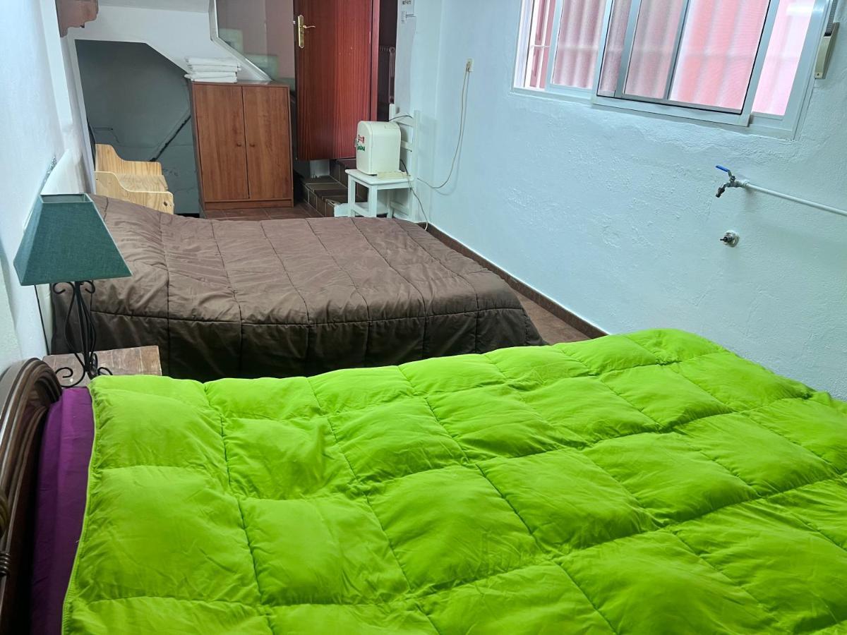 Casa Ideal Familias Y Grupos Con Balcones Exterior Soleada Patios Cerca Alhambra, Sierra Nevada, Rio Genil, Lancha Del Genil, Parque Llano Y Reloj Del Sol Con Barbacoas, Campo De Futbol, Circuito Gimnasia Appartamento Granada Esterno foto