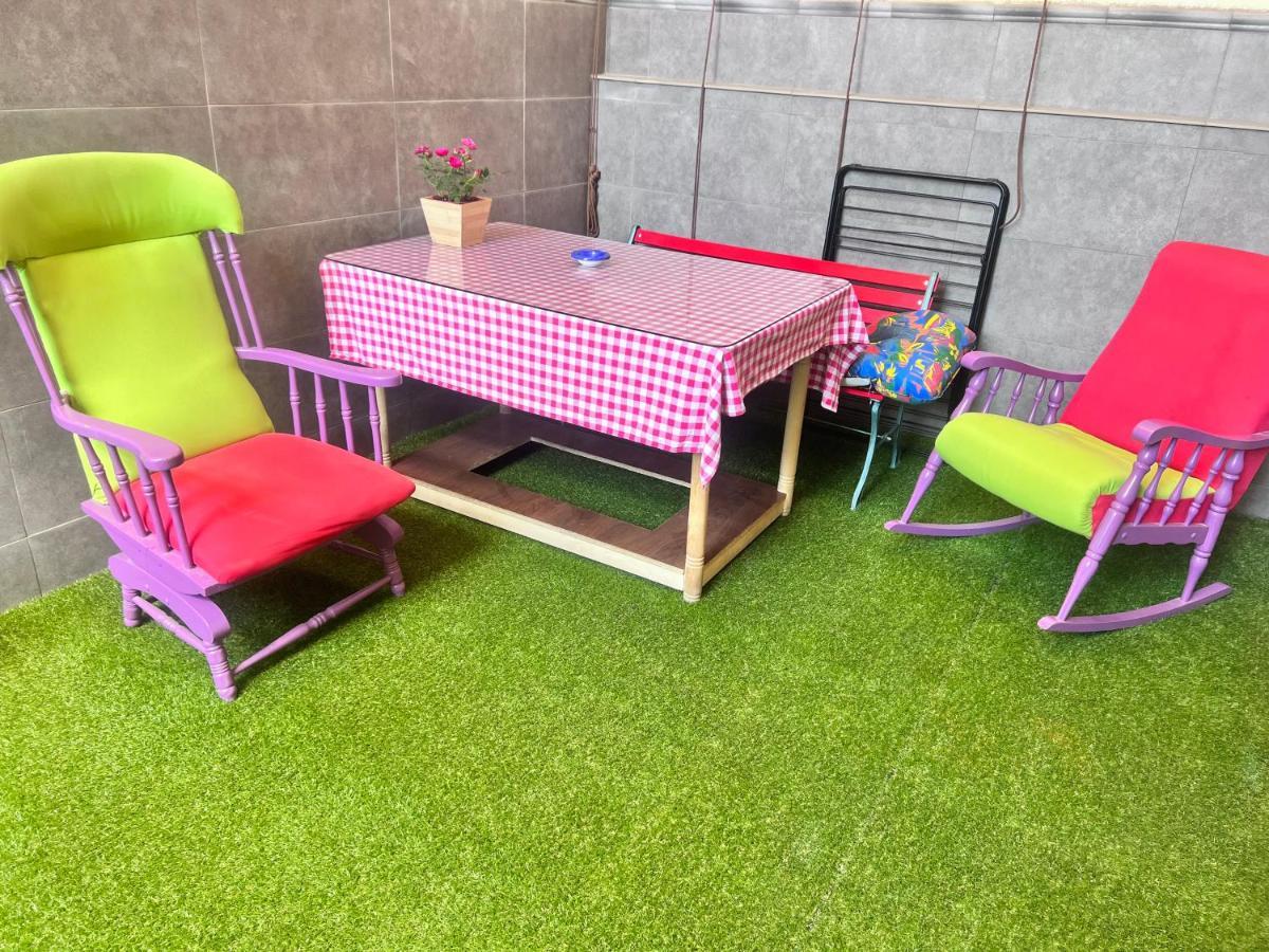 Casa Ideal Familias Y Grupos Con Balcones Exterior Soleada Patios Cerca Alhambra, Sierra Nevada, Rio Genil, Lancha Del Genil, Parque Llano Y Reloj Del Sol Con Barbacoas, Campo De Futbol, Circuito Gimnasia Appartamento Granada Esterno foto