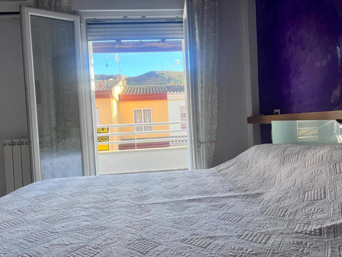 Casa Ideal Familias Y Grupos Con Balcones Exterior Soleada Patios Cerca Alhambra, Sierra Nevada, Rio Genil, Lancha Del Genil, Parque Llano Y Reloj Del Sol Con Barbacoas, Campo De Futbol, Circuito Gimnasia Appartamento Granada Esterno foto